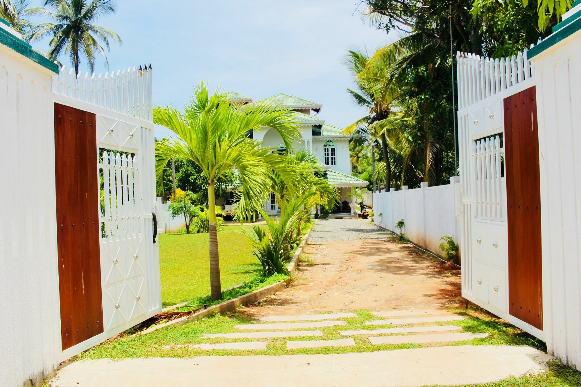 Villa Sri Beach Negombo Exterior foto